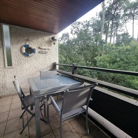 Spacieux T3 A Au Bord De L'ocean Avec Balcon